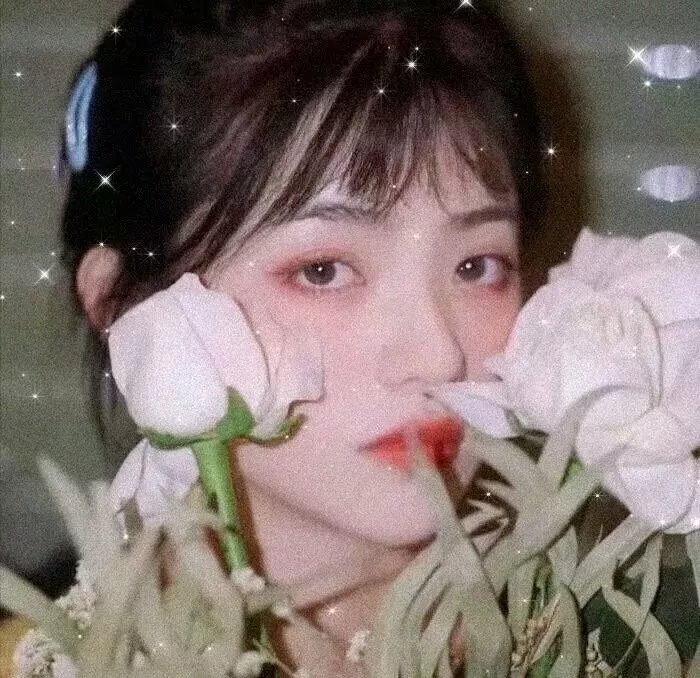 顾盼生香